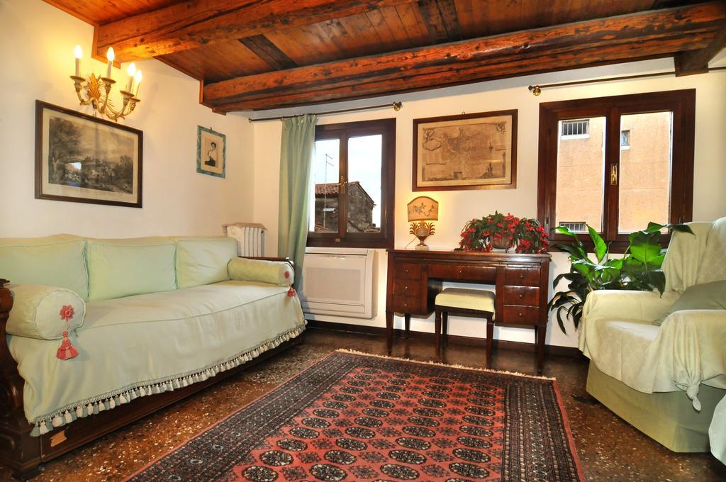 Palazzetto Da Schio Apartment Венеция Екстериор снимка