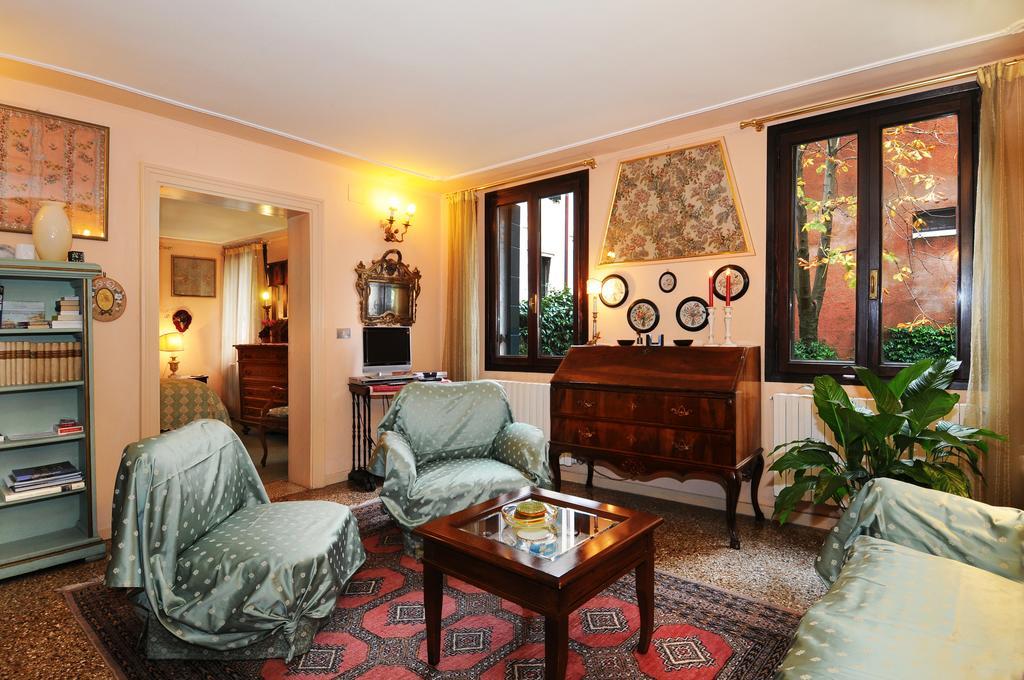 Palazzetto Da Schio Apartment Венеция Екстериор снимка