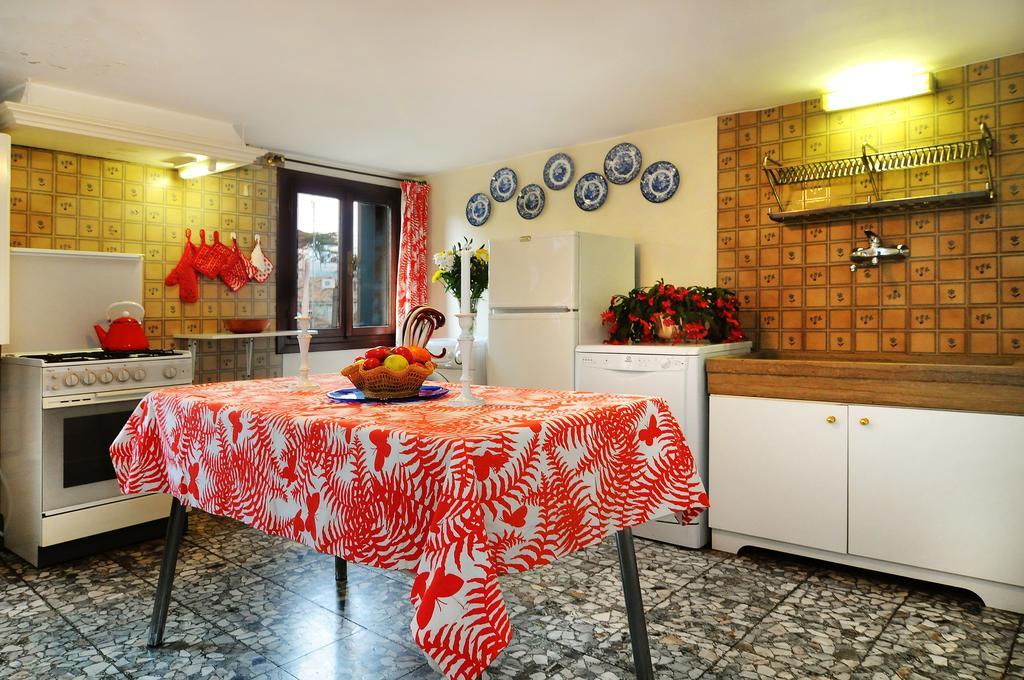Palazzetto Da Schio Apartment Венеция Екстериор снимка