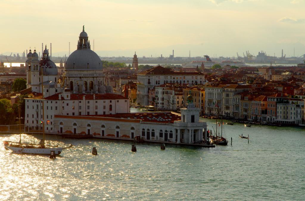 Palazzetto Da Schio Apartment Венеция Екстериор снимка